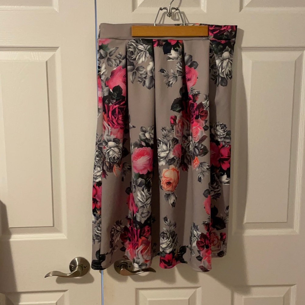 A-line floral midi skirt